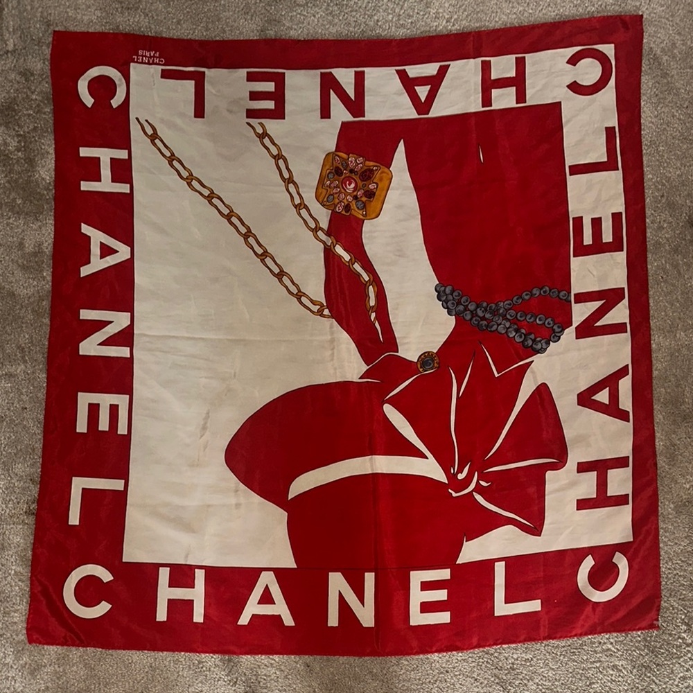 CHANEL Bold Red and Cream Scarf